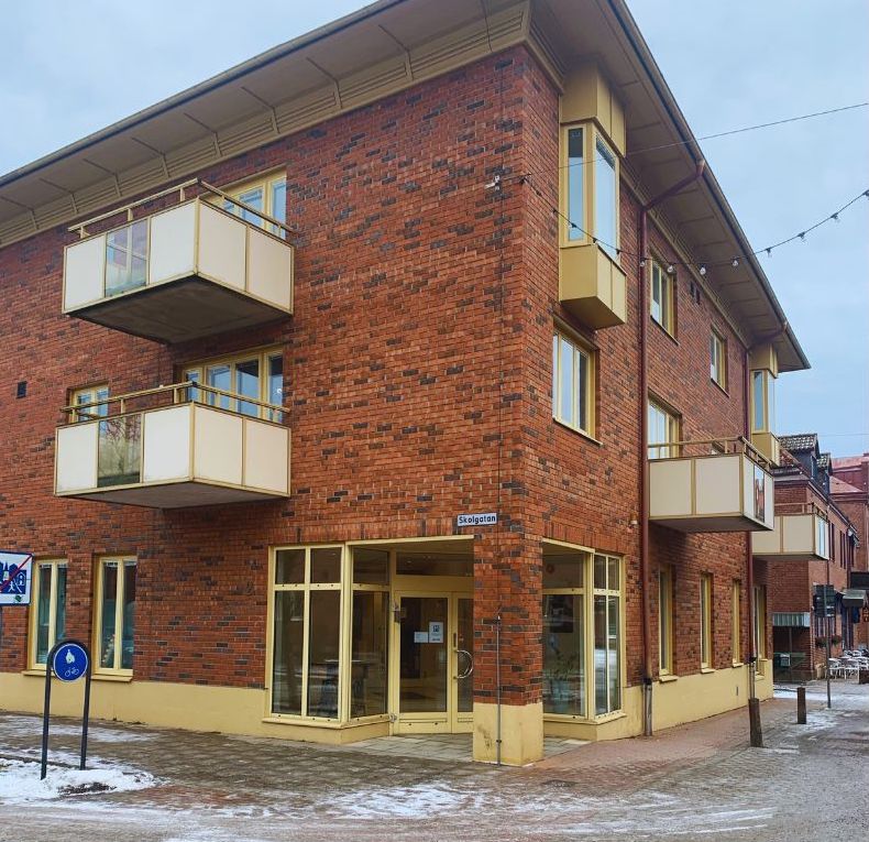 En bild på byggnaden där ett socialt arbete i Skillingaryd bedrivs, med namnet Mötesplats.